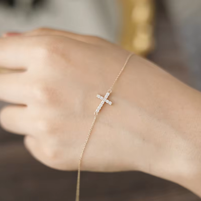 Charming 14K Gold Plated Cross Pendant Bracelet